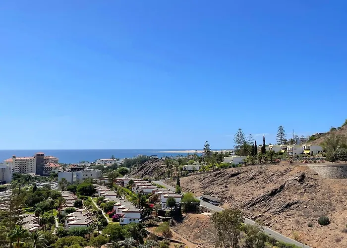 Luxury Morelli With Seaview & Heated Pool 别墅