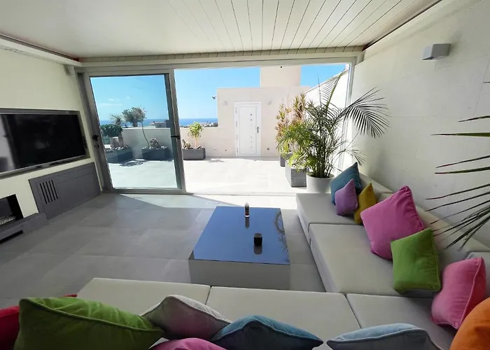 Luxury Morelli With Seaview & Heated Pool 빌라 마스팔로마스