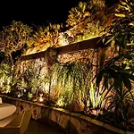 Luxury Morelli With Seaview & Heated Pool Villa