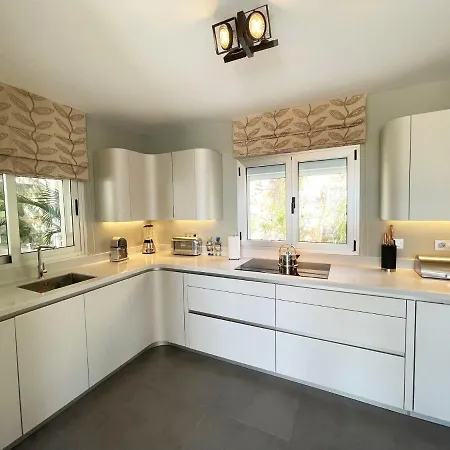 Villa Luxury Morelli With Seaview & Heated Pool